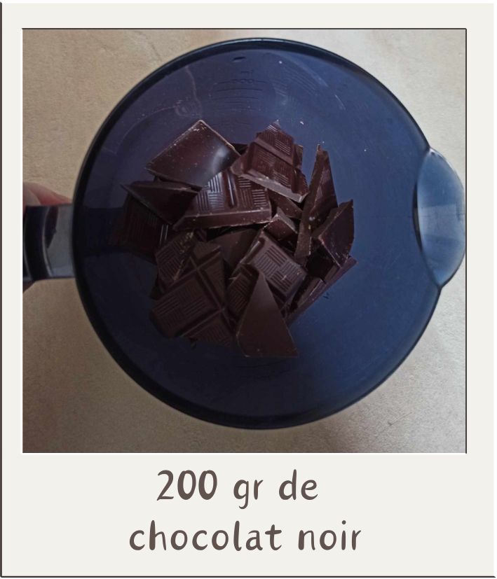 200 gr de chocolat noir Chocolat noir